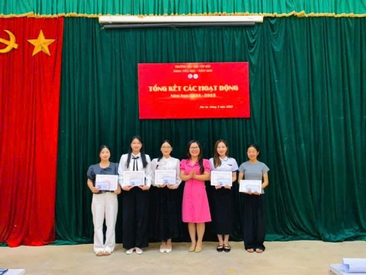 Tổng kết - Trao giải Hội thi nghiệp vụ sư phạm và Hội thi Olympic khoa học